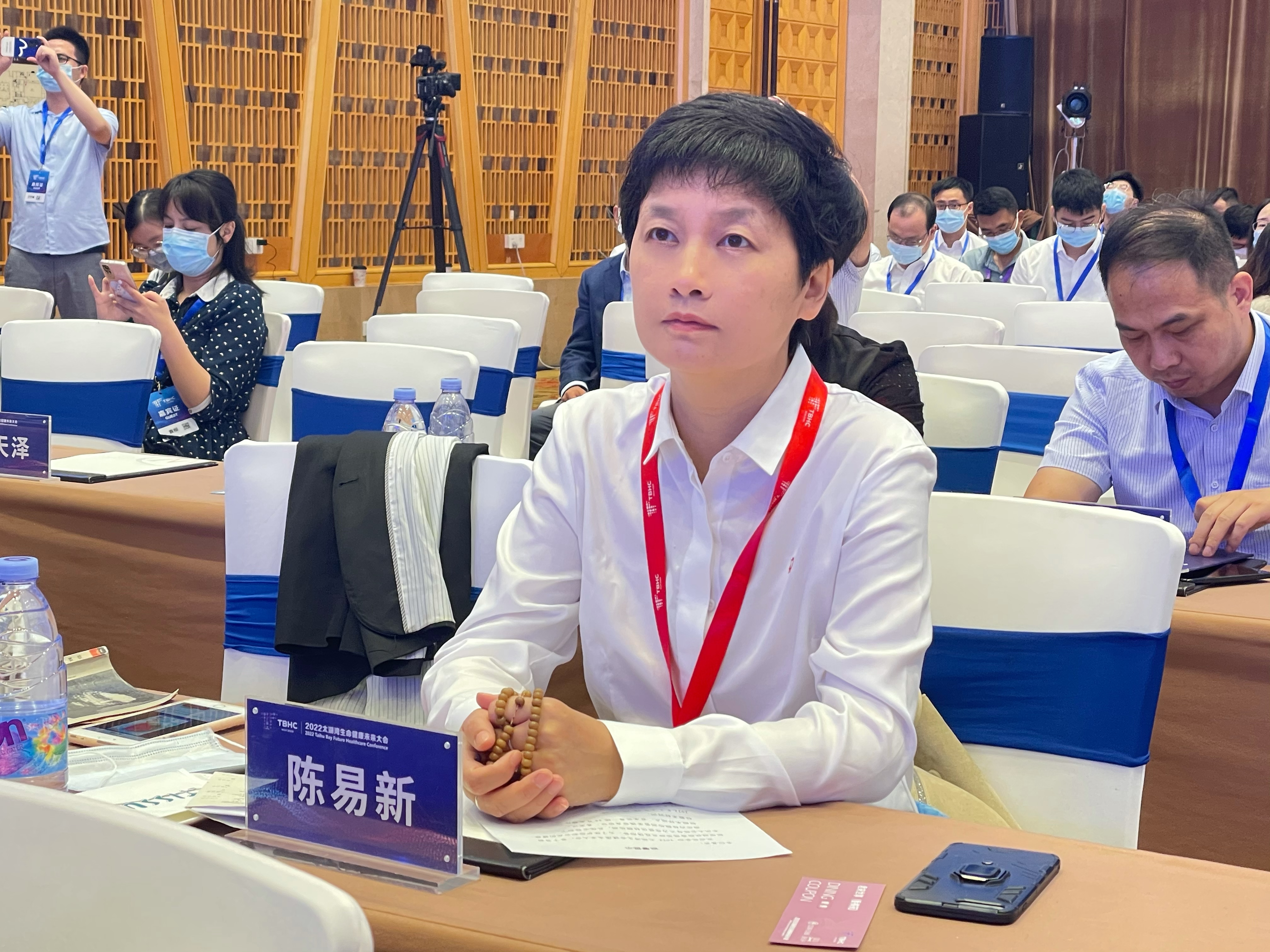 曹锡荣理事长出席2022太湖湾生命健康未来大会开幕式暨主峰会(图4) 曹锡荣理事长出席2022太湖湾生命健康未来大会开幕式暨主峰会(图4)
