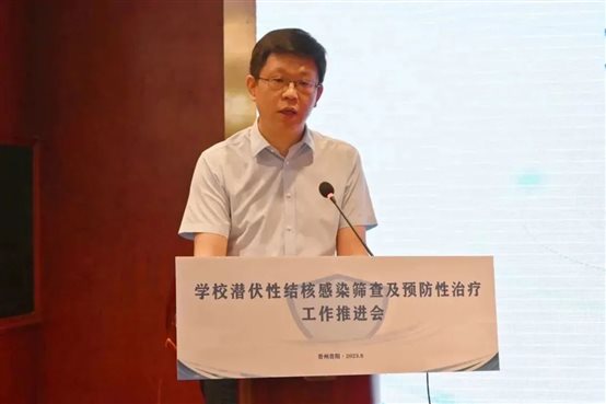 文本
描述已自动生成